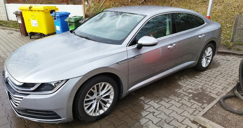 Volkswagen Arteon cena 97170 przebieg: 135000, rok produkcji 2018 z Świebodzice małe 137